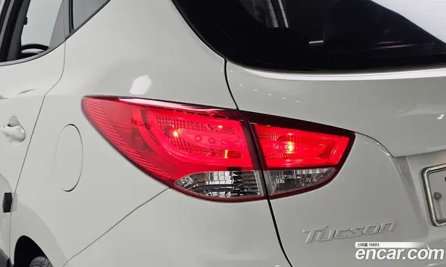 Hyundai Tucson 2012 2.0 автомат (гидро), миниатюра 8 Hyundai Tucson 2012 2.0 автомат (гидро), миниатюра 8