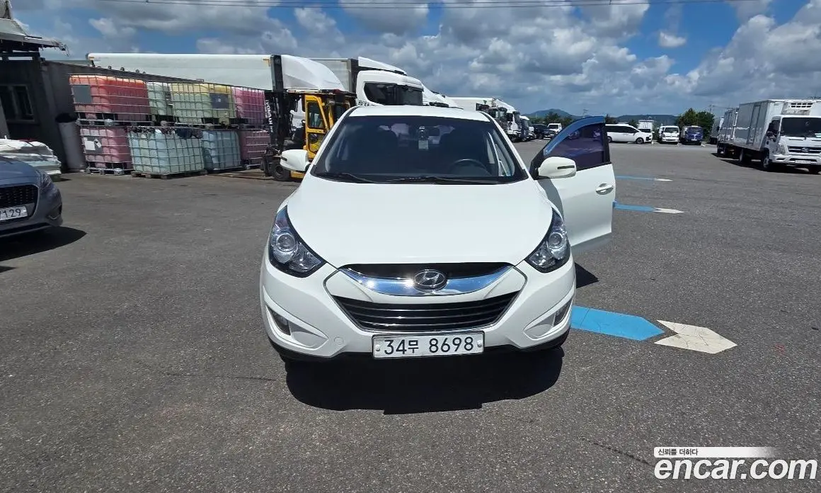 Hyundai Tucson 2012 2.0 автомат (гидро), фото 1 Hyundai Tucson 2012 2.0 автомат (гидро), фото 1