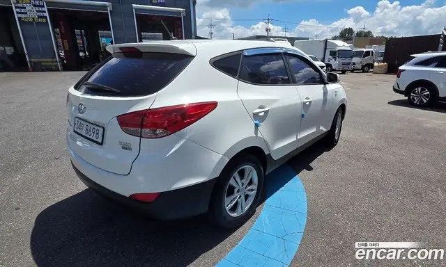 Hyundai Tucson 2012 2.0 автомат (гидро), миниатюра 5 Hyundai Tucson 2012 2.0 автомат (гидро), миниатюра 5