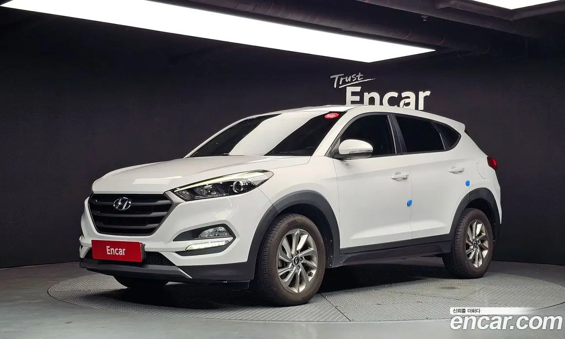 Hyundai Tucson 2015 1.7 автомат (гидро), фото 1 Hyundai Tucson 2015 1.7 автомат (гидро), фото 1