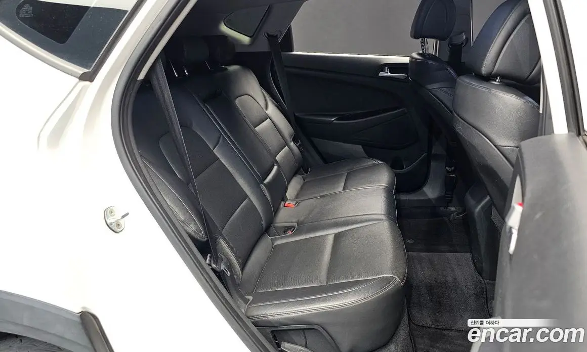 Hyundai Tucson 2015 1.7 автомат (гидро), фото 17 Hyundai Tucson 2015 1.7 автомат (гидро), фото 17