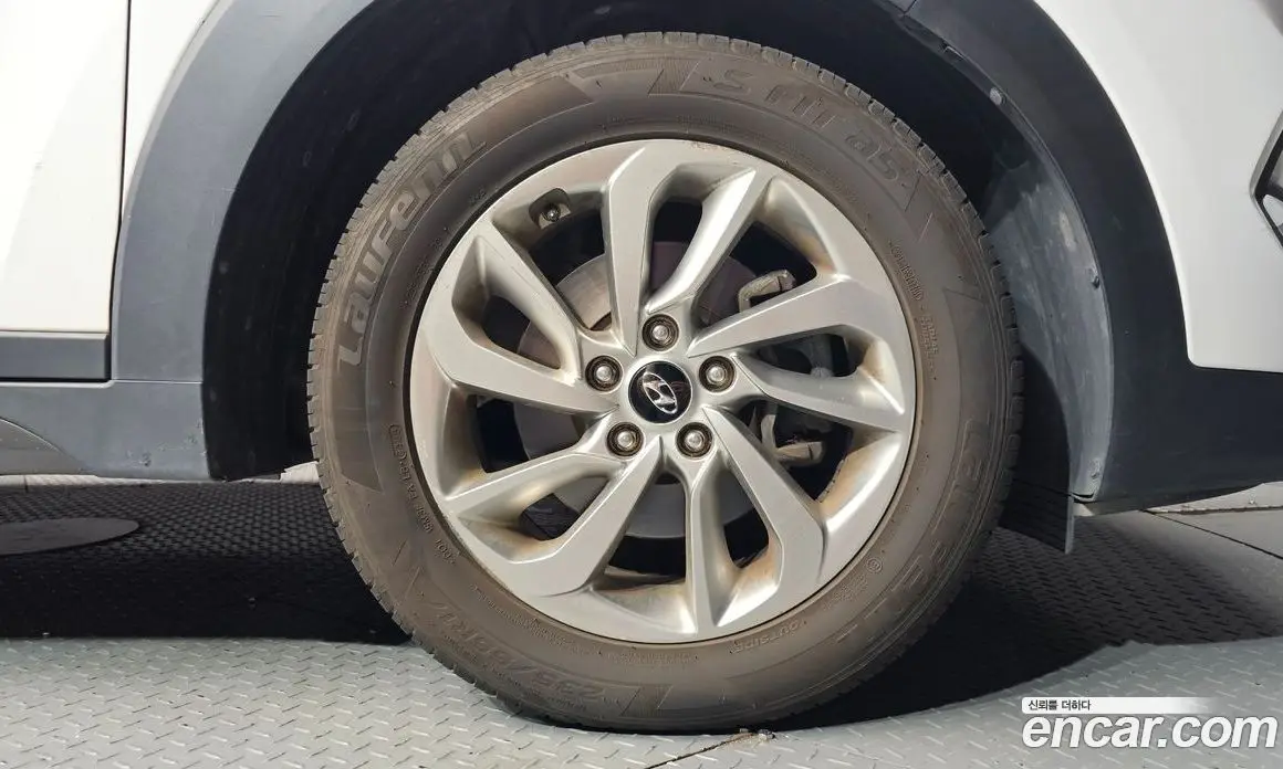 Hyundai Tucson 2015 1.7 автомат (гидро), фото 7 Hyundai Tucson 2015 1.7 автомат (гидро), фото 7