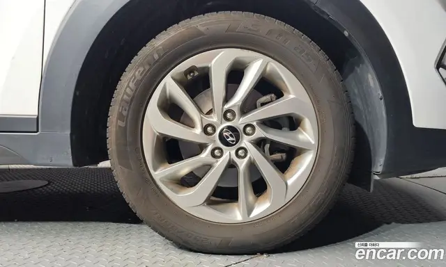 Hyundai Tucson 2015 1.7 автомат (гидро), миниатюра 7 Hyundai Tucson 2015 1.7 автомат (гидро), миниатюра 7