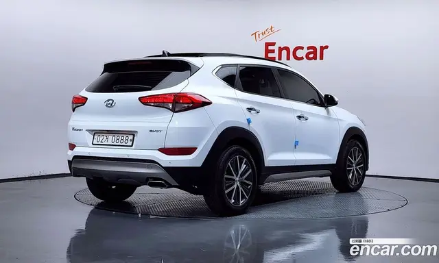 Hyundai Tucson 2016 1.7 автомат (гидро), миниатюра 2 Hyundai Tucson 2016 1.7 автомат (гидро), миниатюра 2