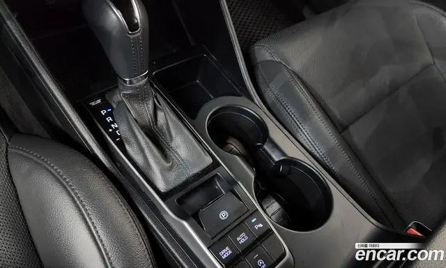 Hyundai Tucson 2016 1.7 автомат (гидро), миниатюра 12