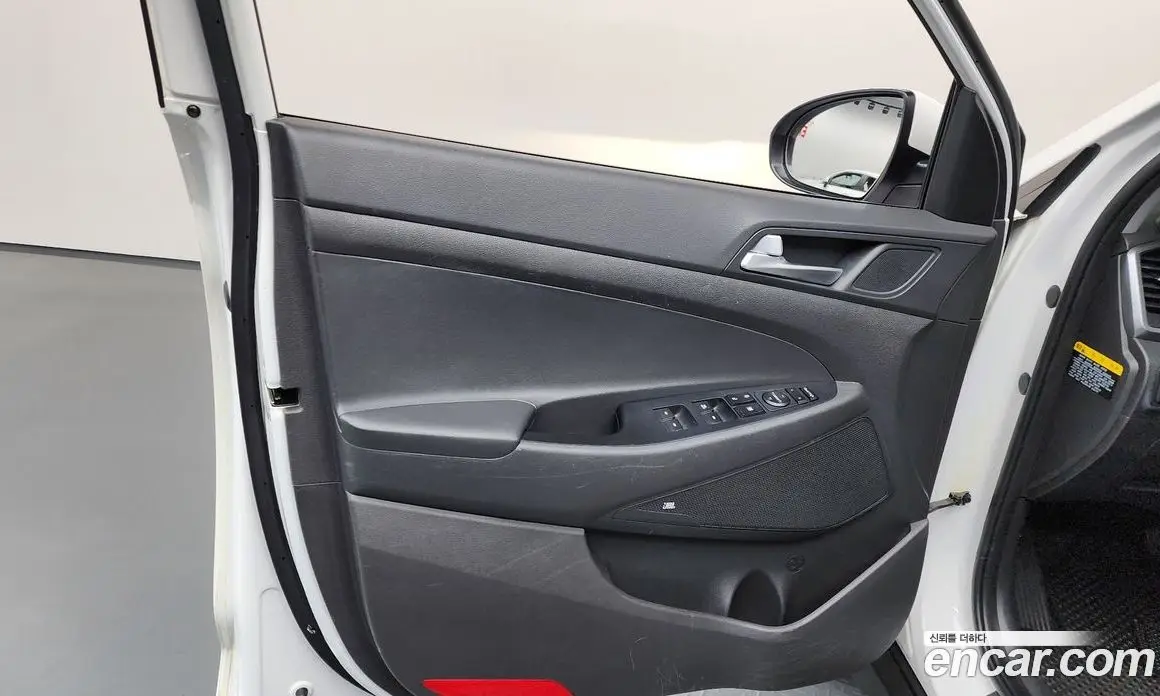 Hyundai Tucson 2016 1.7 автомат (гидро), фото 14 Hyundai Tucson 2016 1.7 автомат (гидро), фото 14