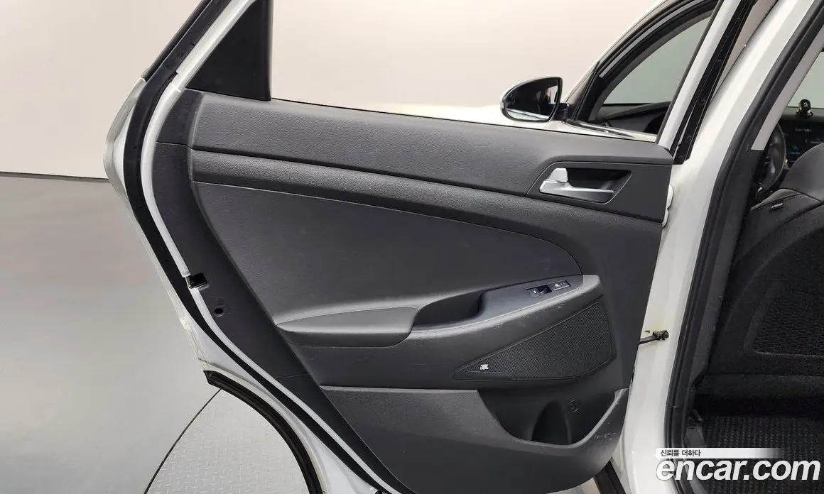 Hyundai Tucson 2016 1.7 автомат (гидро), фото 15 Hyundai Tucson 2016 1.7 автомат (гидро), фото 15