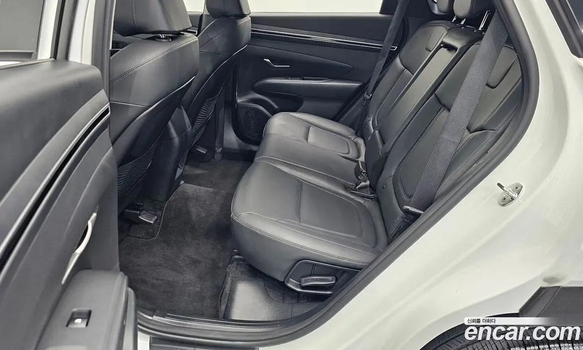 Hyundai Tucson 2022 1.6 автомат (гидро), фото 11