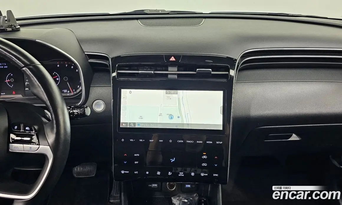 Hyundai Tucson 2022 1.6 автомат (гидро), фото 14