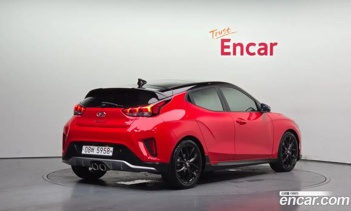 Hyundai Veloster 2018 1.6 автомат (гидро), фото 2 Hyundai Veloster 2018 1.6 автомат (гидро), фото 2