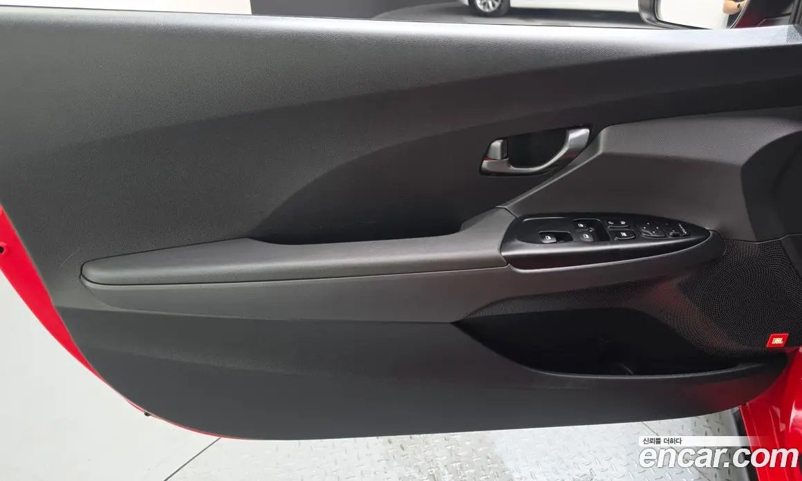 Hyundai Veloster 2018 1.6 автомат (гидро), фото 14 Hyundai Veloster 2018 1.6 автомат (гидро), фото 14