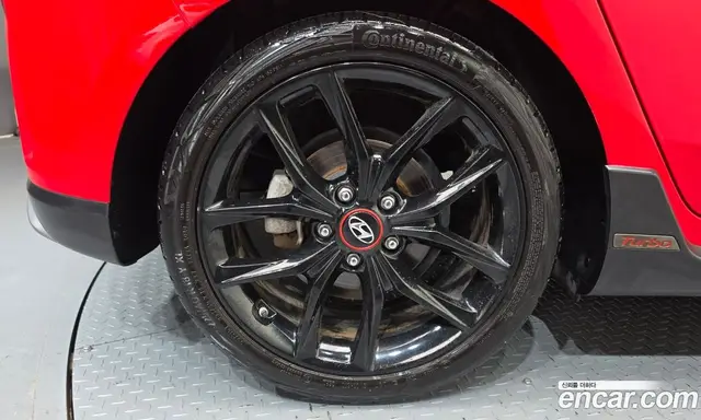 Hyundai Veloster 2018 1.6 автомат (гидро), миниатюра 5 Hyundai Veloster 2018 1.6 автомат (гидро), миниатюра 5