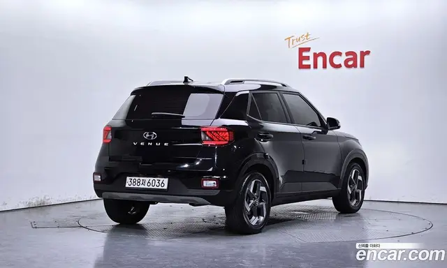 Hyundai Venue 2020 1.6 автомат (гидро), миниатюра 2 Hyundai Venue 2020 1.6 автомат (гидро), миниатюра 2