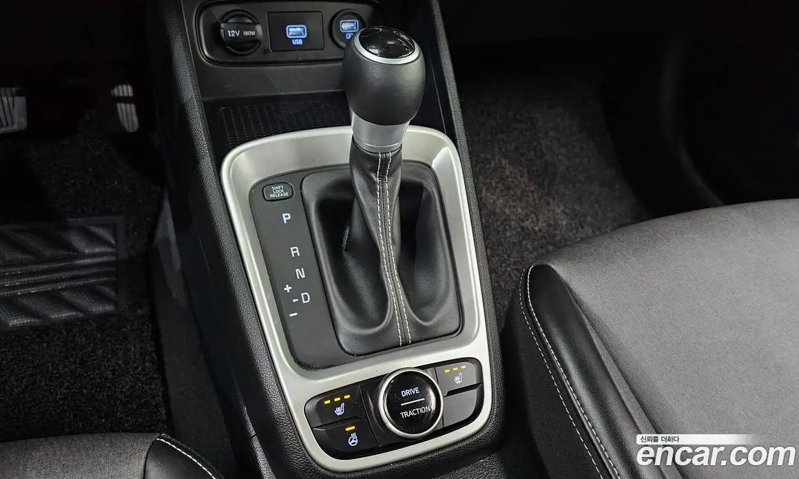 Hyundai Venue 2020 1.6 автомат (гидро), фото 12 Hyundai Venue 2020 1.6 автомат (гидро), фото 12