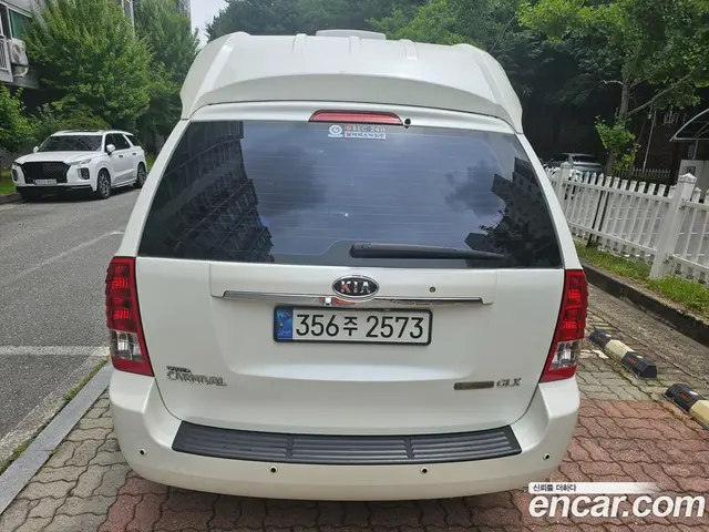 Kia Carnival 2008 2.9 автомат (гидро), миниатюра 6