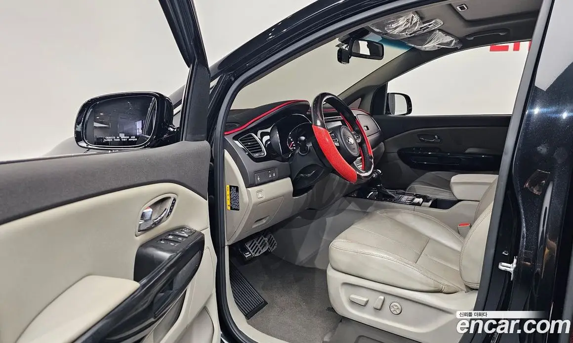 Kia Carnival 2016 2.2 автомат (гидро), фото 13
