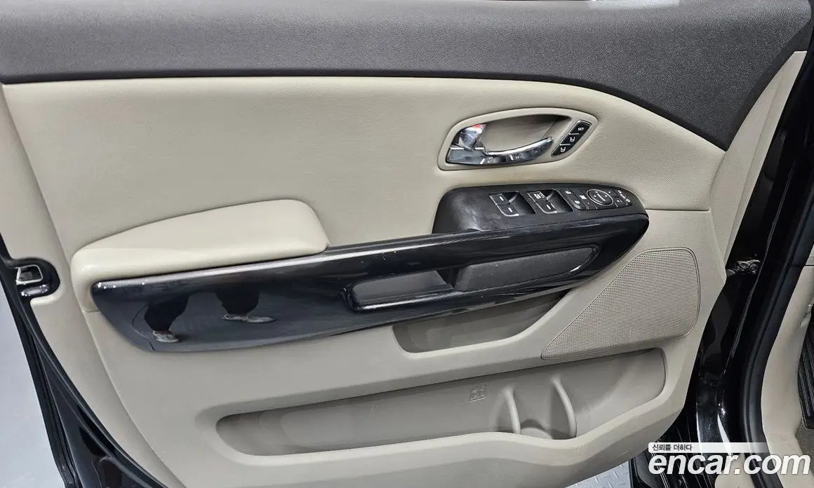 Kia Carnival 2016 2.2 автомат (гидро), фото 14