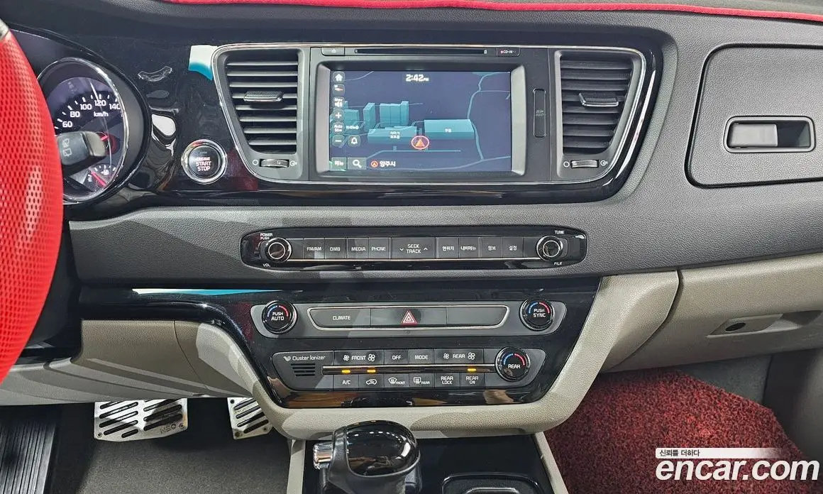 Kia Carnival 2016 2.2 автомат (гидро), фото 19