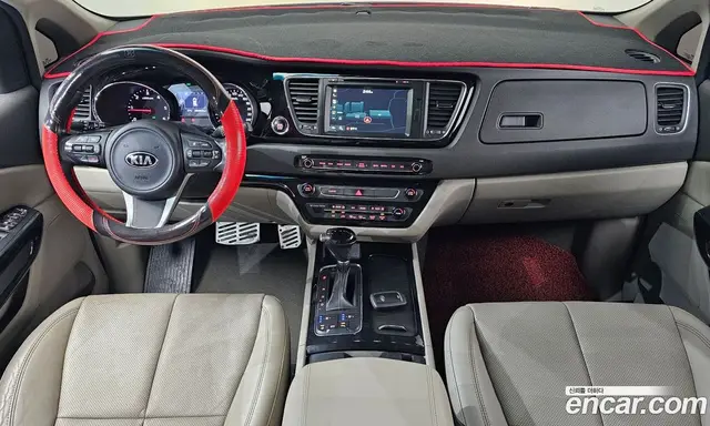 Kia Carnival 2016 2.2 автомат (гидро), миниатюра 10