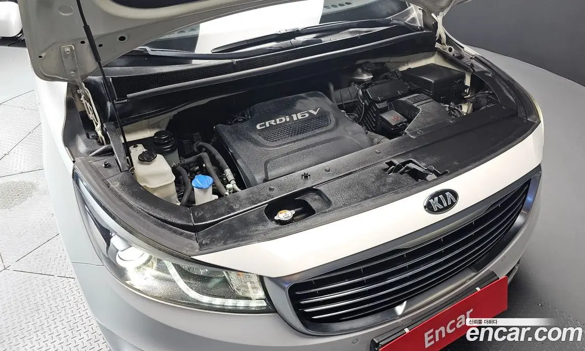 Kia Carnival 2016 2.2 автомат (гидро), фото 6