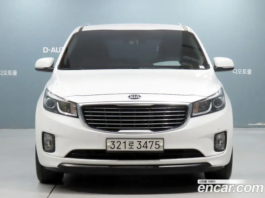 Kia Carnival 2016 2.2 автомат (гидро), фото 2 Kia Carnival 2016 2.2 автомат (гидро), фото 2