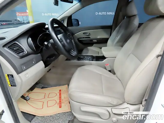 Kia Carnival 2016 2.2 автомат (гидро), миниатюра 6 Kia Carnival 2016 2.2 автомат (гидро), миниатюра 6