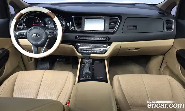 Kia Carnival 2017 2.2 автомат (гидро), миниатюра 7 Kia Carnival 2017 2.2 автомат (гидро), миниатюра 7