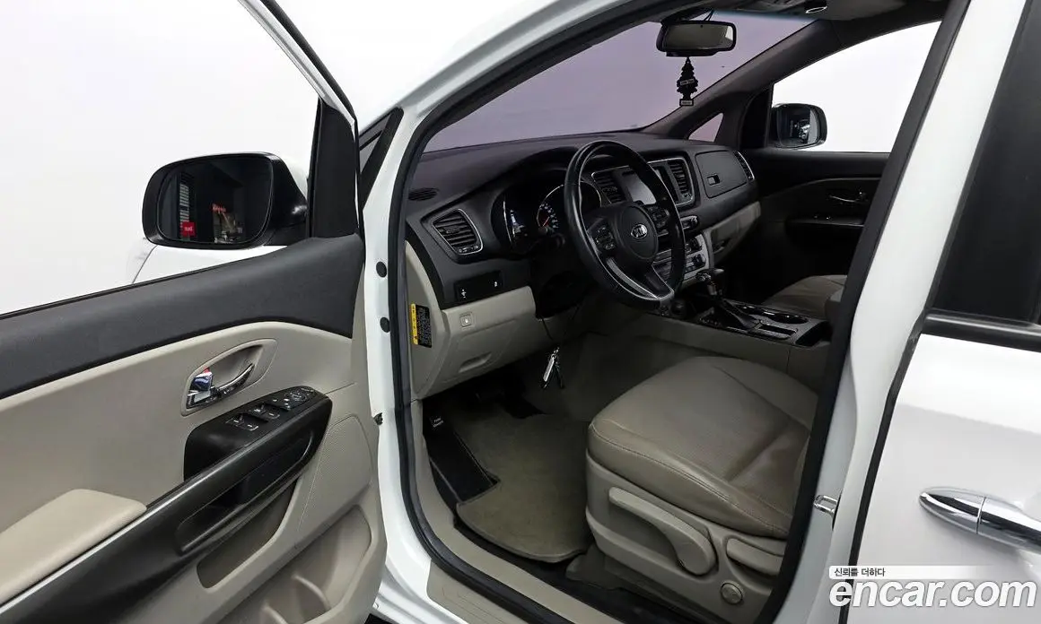 Kia Carnival 2018 2.2 автомат (гидро), фото 13 Kia Carnival 2018 2.2 автомат (гидро), фото 13