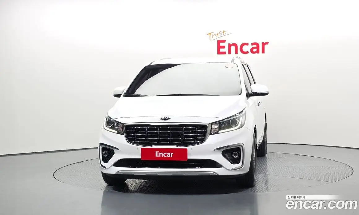 Kia Carnival 2018 2.2 автомат (гидро), фото 3 Kia Carnival 2018 2.2 автомат (гидро), фото 3