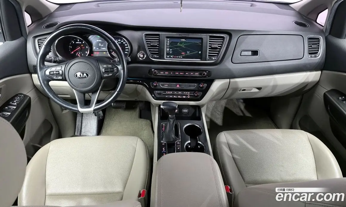 Kia Carnival 2018 2.2 автомат (гидро), фото 10 Kia Carnival 2018 2.2 автомат (гидро), фото 10