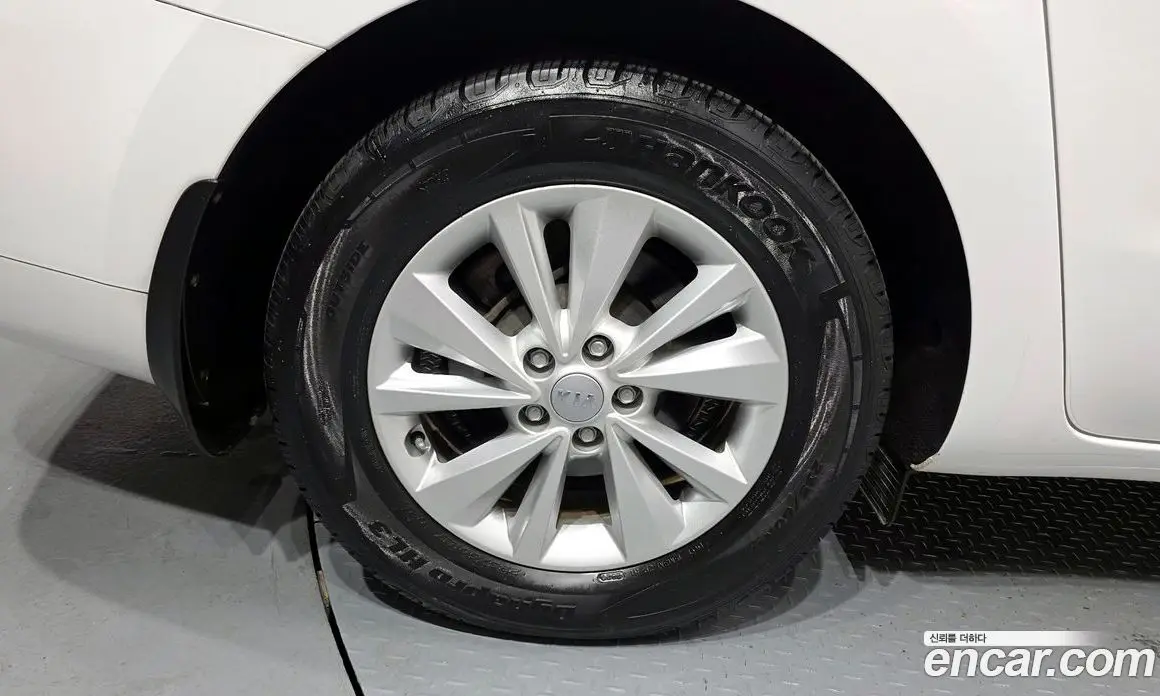 Kia Carnival 2018 2.2 автомат (гидро), фото 5