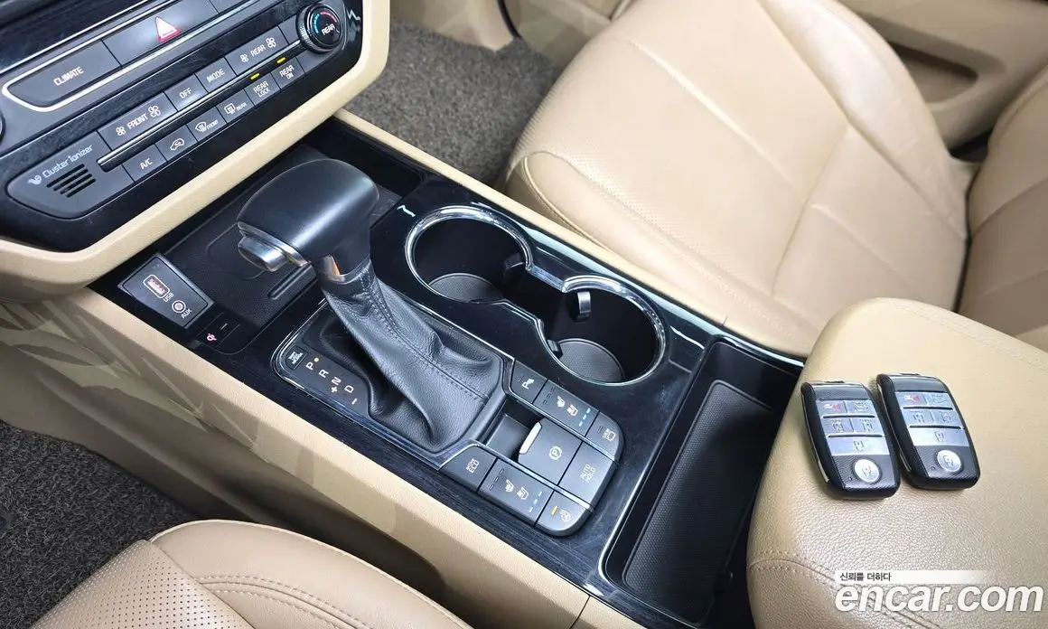 Kia Carnival 2018 2.2 автомат (гидро), фото 12