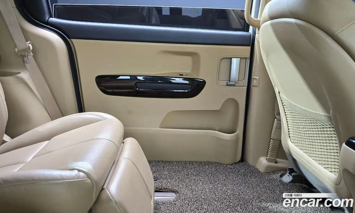 Kia Carnival 2018 2.2 автомат (гидро), фото 15