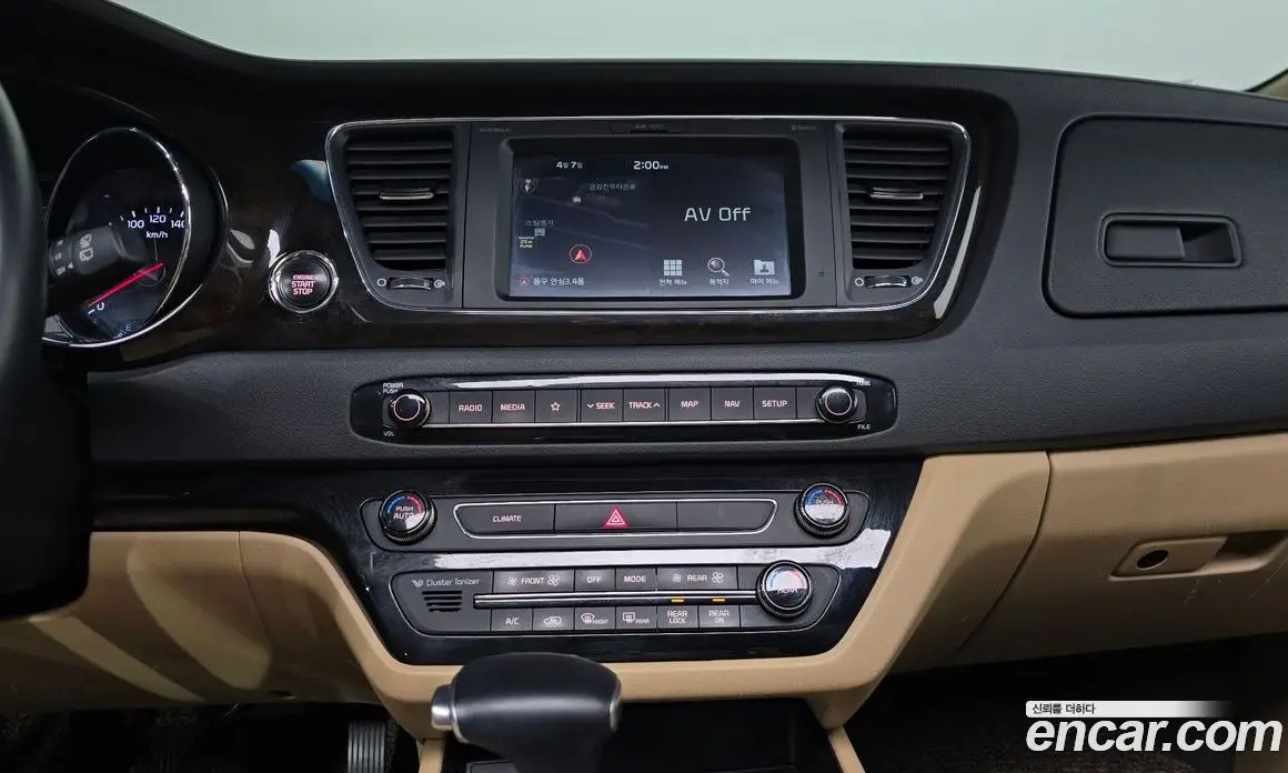 Kia Carnival 2018 2.2 автомат (гидро), фото 19