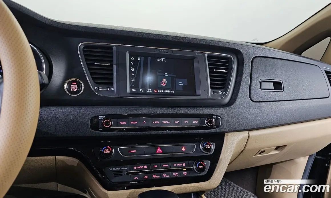 Kia Carnival 2019 2.2 автомат (гидро), фото 19