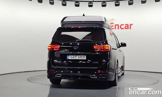 Kia Carnival 2019 2.2 автомат (гидро), миниатюра 2