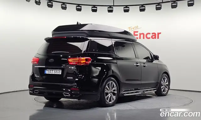 Kia Carnival 2019 2.2 автомат (гидро), миниатюра 4