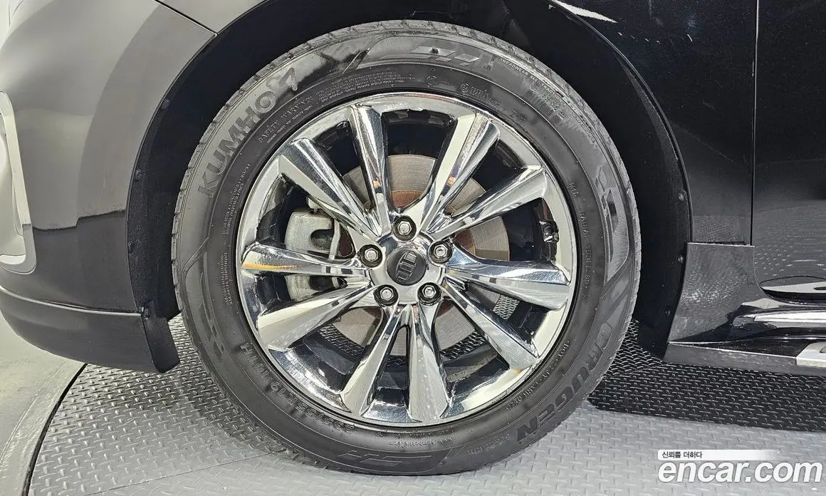 Kia Carnival 2019 2.2 автомат (гидро), фото 5