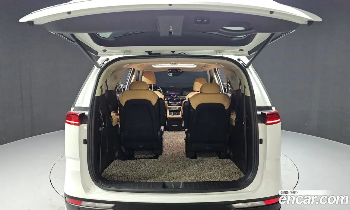 Kia Carnival 2020 2.2 автомат (гидро), фото 20 Kia Carnival 2020 2.2 автомат (гидро), фото 20