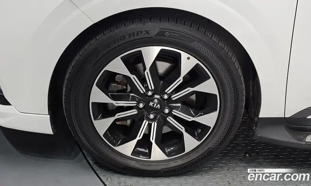 Kia Carnival 2020 2.2 автомат (гидро), миниатюра 5 Kia Carnival 2020 2.2 автомат (гидро), миниатюра 5