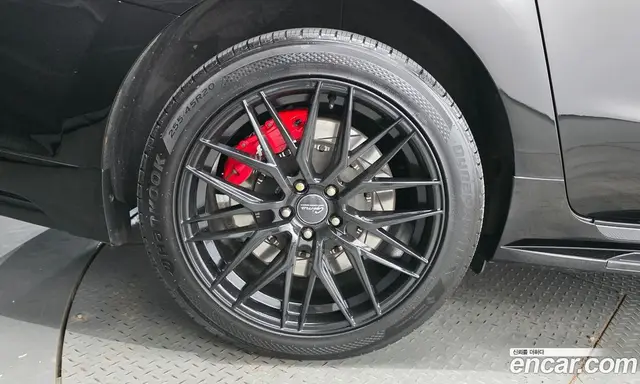 Kia Carnival 2020 2.2 автомат (гидро), миниатюра 5