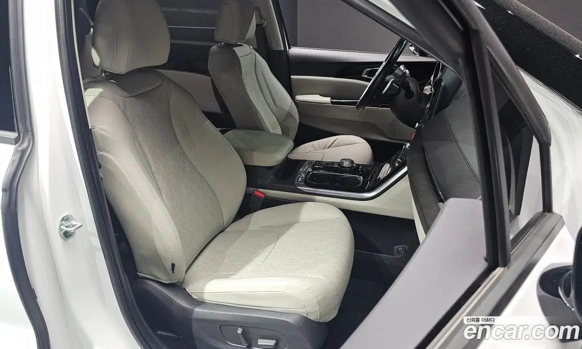 Kia Carnival 2021 2.2 автомат (гидро), фото 11