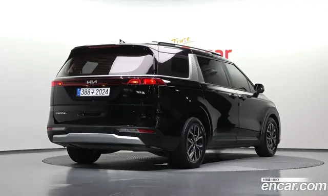 Kia Carnival 2022 2.2 автомат (гидро), миниатюра 2