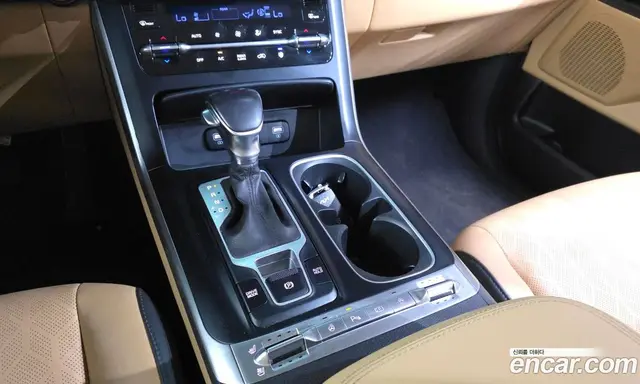 Kia Carnival 2022 2.2 автомат (гидро), миниатюра 12