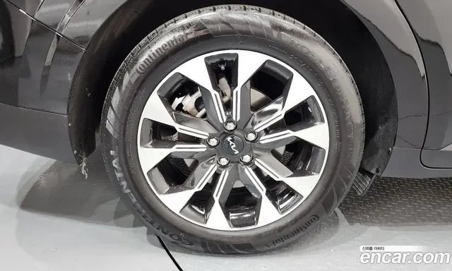 Kia Carnival 2022 2.2 автомат (гидро), миниатюра 5