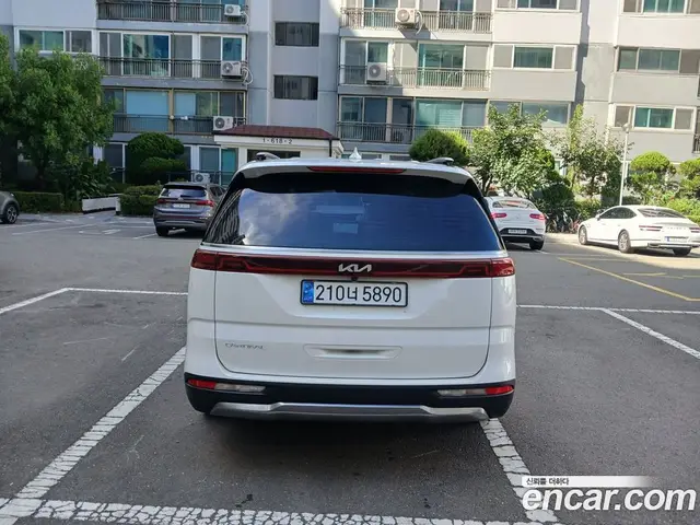 Kia Carnival 2022 3.5 автомат (гидро), миниатюра 2