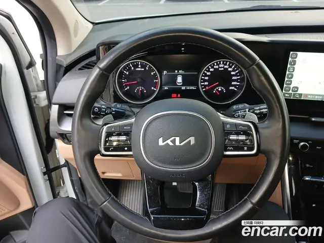 Kia Carnival 2022 3.5 автомат (гидро), миниатюра 11