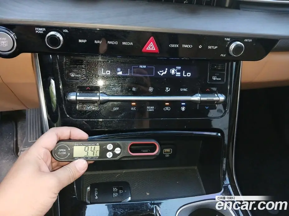 Kia Carnival 2022 3.5 автомат (гидро), фото 16