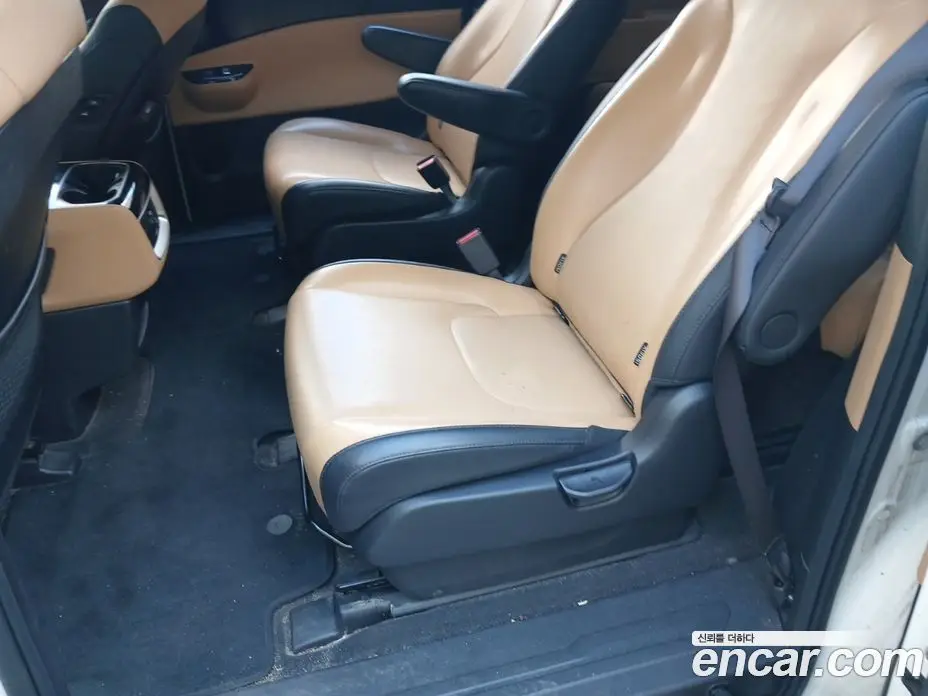 Kia Carnival 2022 3.5 автомат (гидро), фото 17