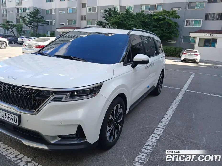 Kia Carnival 2022 3.5 автомат (гидро), фото 3